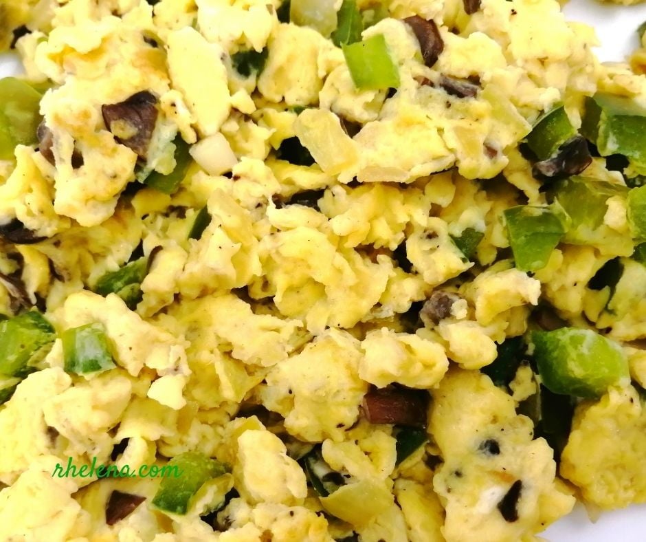 Scrambled Eggs With Peppers and Mushrooms Rhelena